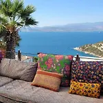 Selen Villa *
